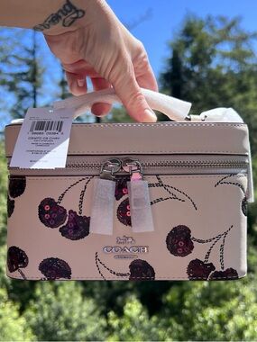 COACH Cosmetic & Make up Case w Cherry Print CDC13 AUTHENTIC New Coach Packaged